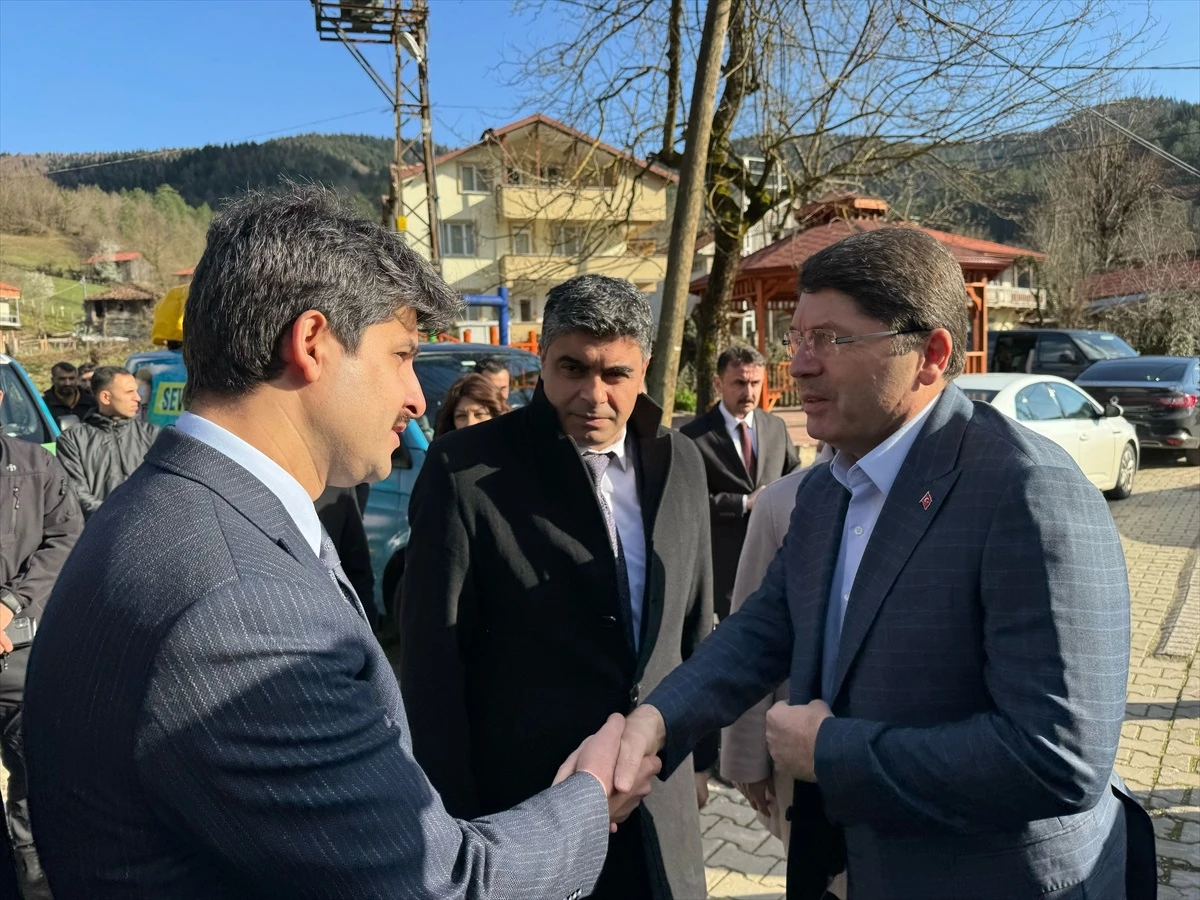 Adalet Bakanı Yılmaz Tunç, Türkiye'yi terörden arınmış bir geleceğe kavuşturmanın gayreti içerisinde olacak