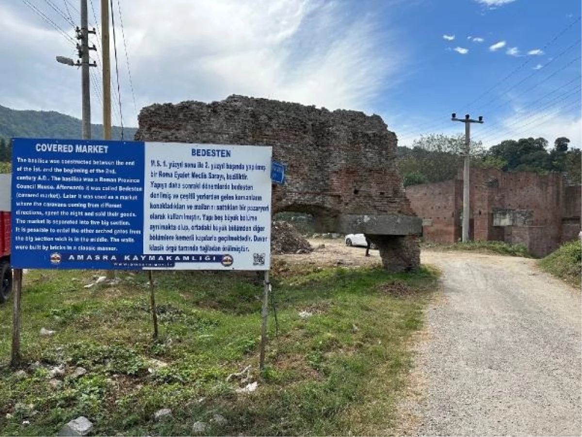 Amasra'da Roma dönemine ait mermer mozaikler bulundu