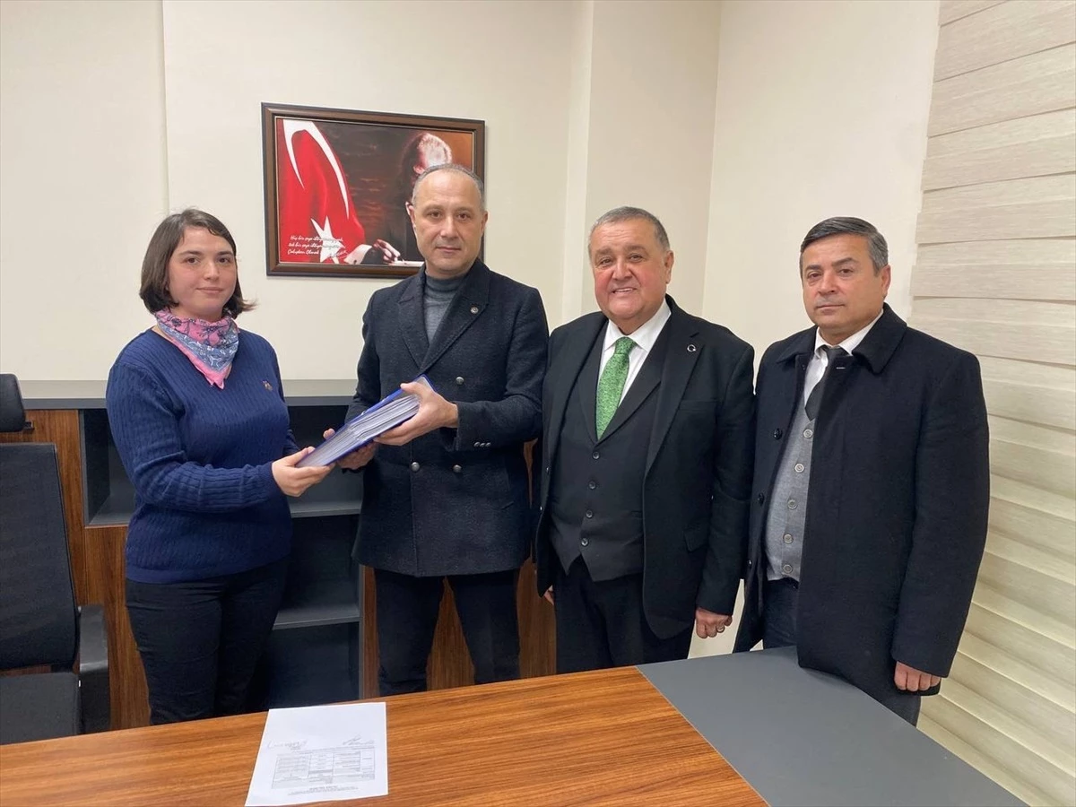 Bartın Belediye Başkanı Hüseyin Fahri Fırıncıoğlu adaylık başvurusunda bulundu