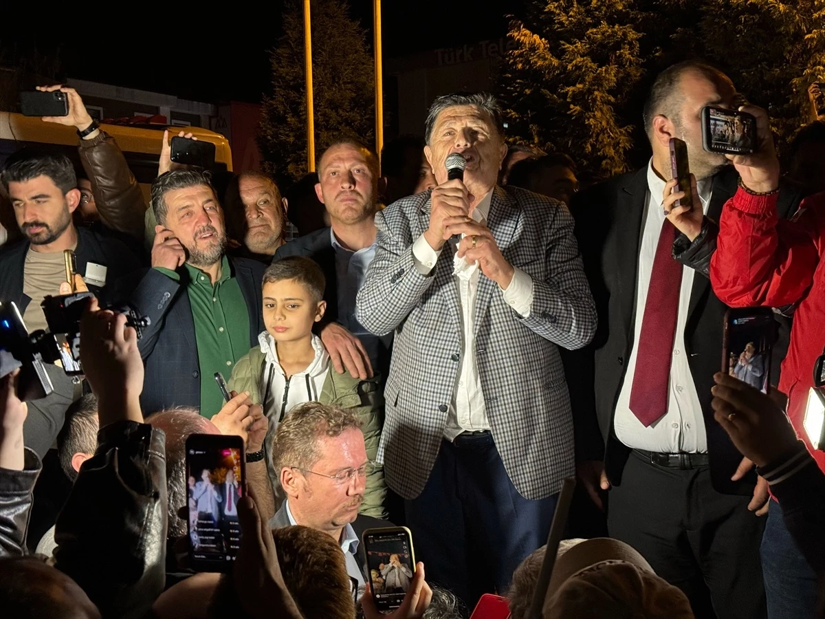 CHP Adayı Yalçınkaya, Bartın Belediye Başkanlığını Kazandı