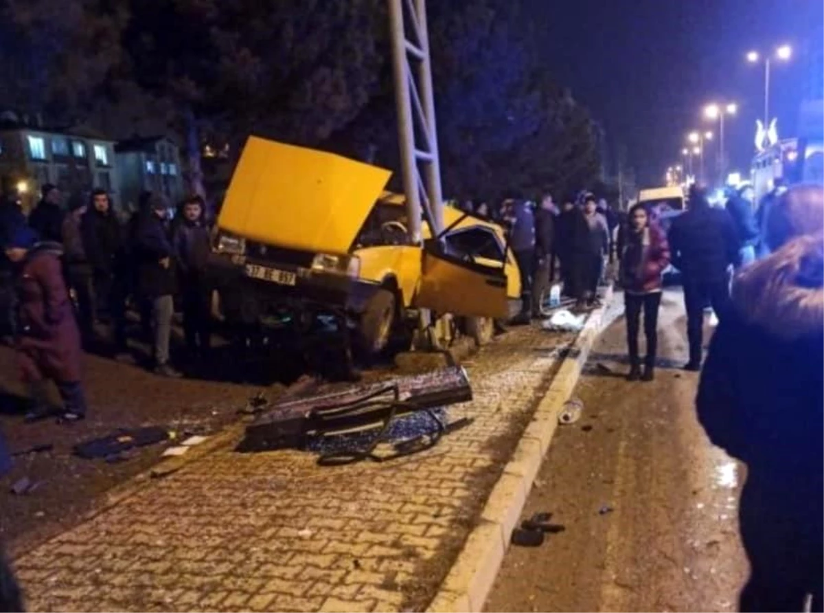 Kastamonu'da Otomobil Kazası: 6 Yaşındaki Çocuk Hayatını Kaybetti