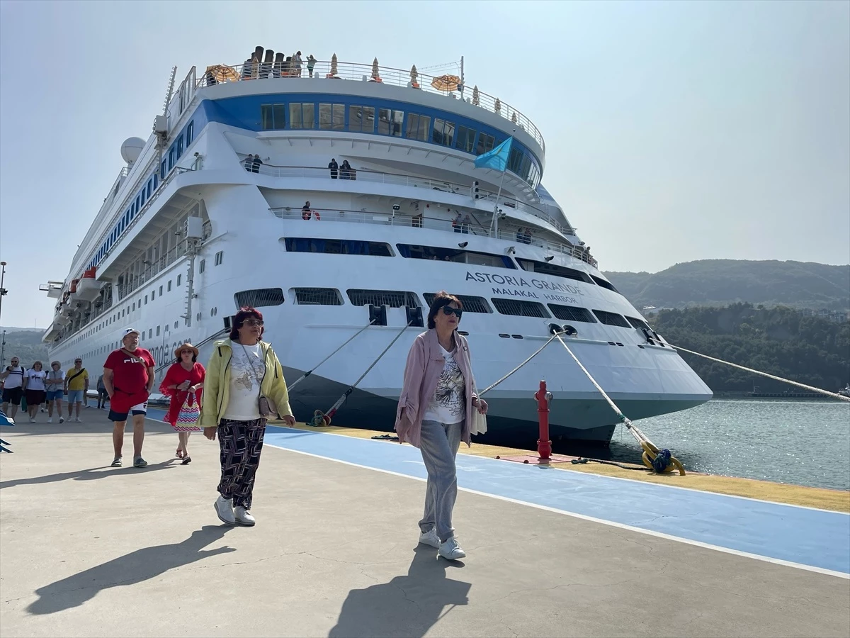Rusya'dan Amasra'ya Turist Akını