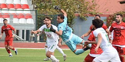 Bartınspor sahasında Keçiören Belediyesi Bağlumspor'u puansız  gönderdi.