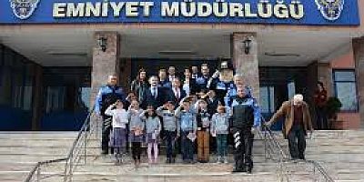 Emanetiniz Bizimle Güvende ,Kendini Siber Zorbalıktan Koru, Bilgisayar Bağımlılığından Kurtul, ve Dışrıda Hayat var