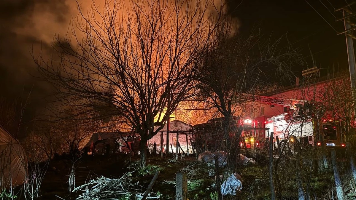 Zonguldak'ta Tekstil Atölyesinde Yangın Çıktı